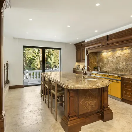Luxury Loft In Carrara - Versilia - Cinque Terre Lejlighed